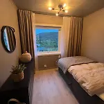 Villa Modern Detached House By The Mountains & Sea Bergen