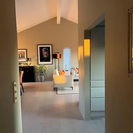 Modern Detached House By The Mountains & Sea ברגן