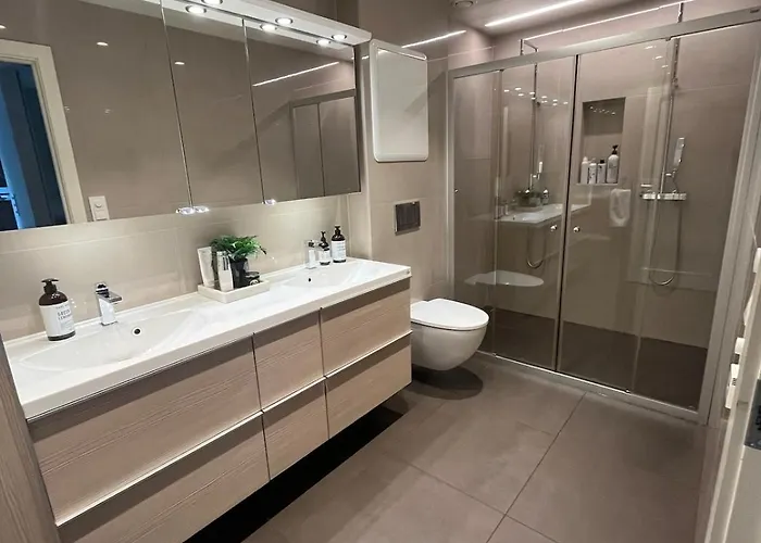 Вилла Modern Detached House By The Mountains & Sea *