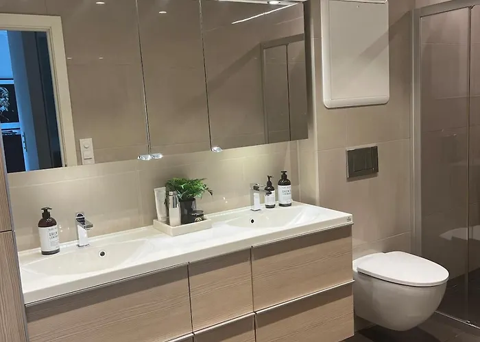 Modern Detached House By The Mountains & Sea Вилла *