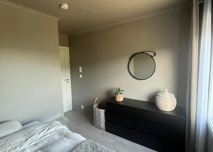 빌라 Modern Detached House By The Mountains & Sea